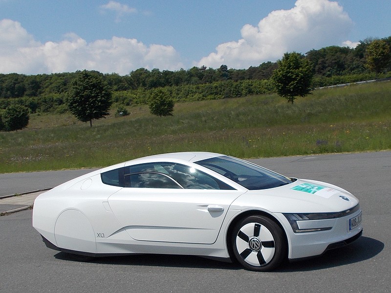 Volkswagen XL1 - úsporný nesmysl